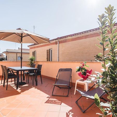 360 Guesthouse - Apartment With Terrace Fiumicino Exterior foto