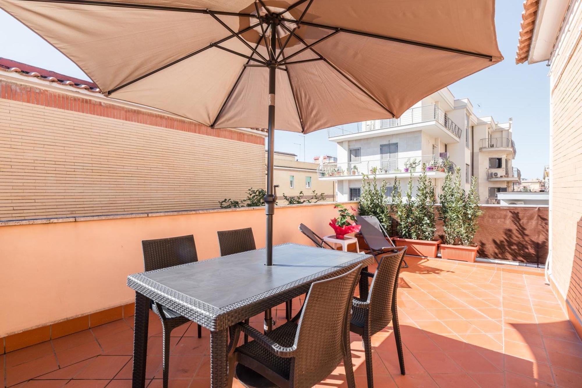 360 Guesthouse - Apartment With Terrace Fiumicino Exterior foto